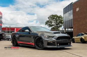 FORD MUSTANG SF09 SATIN BLACK